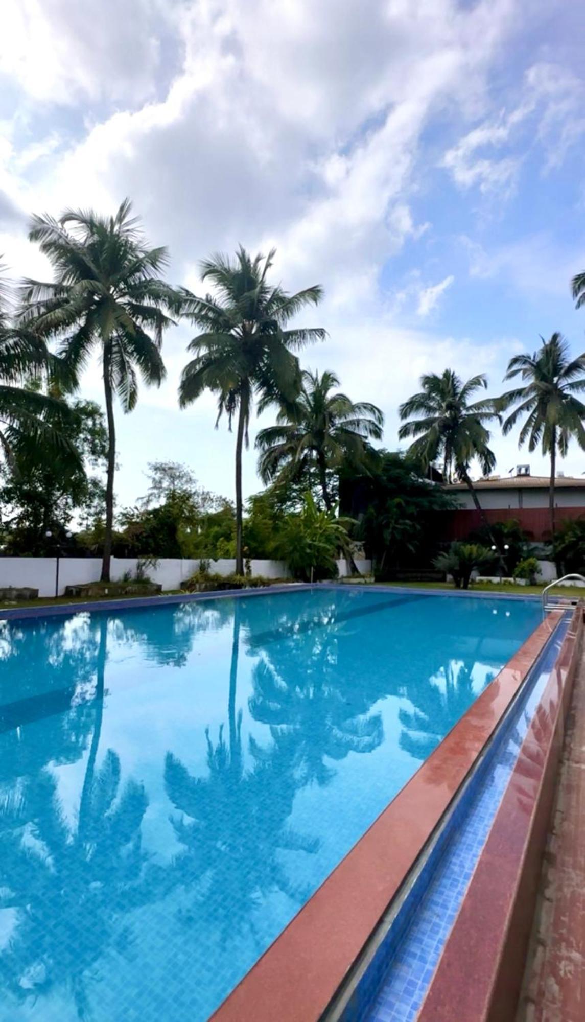 Hotel Riverside Baga Εξωτερικό φωτογραφία