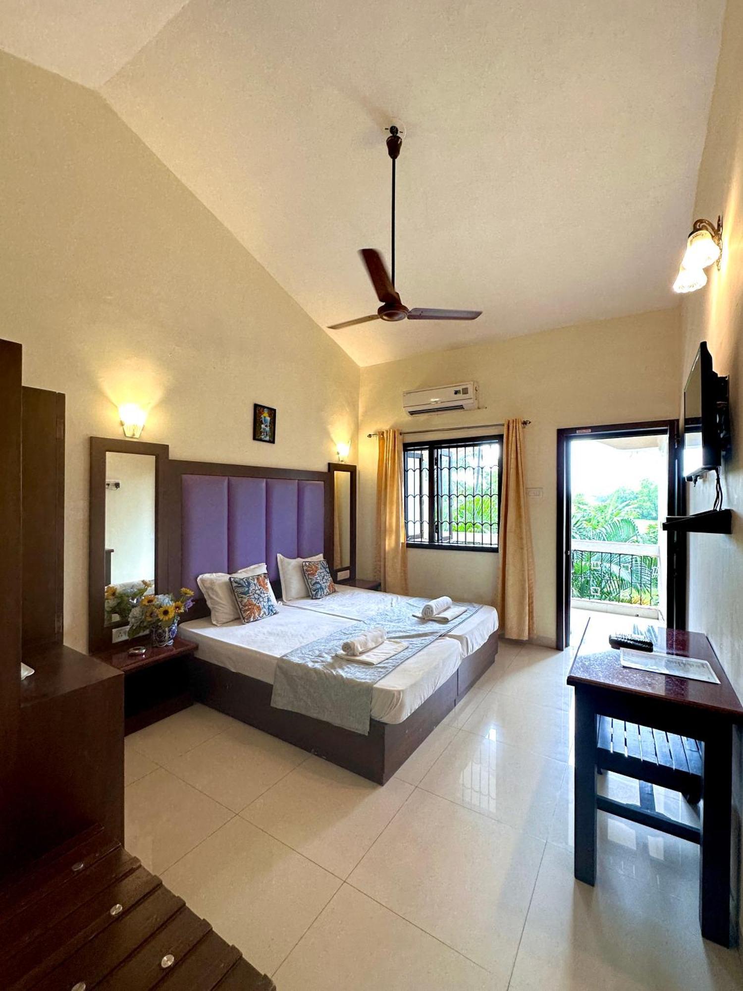 Hotel Riverside Baga Εξωτερικό φωτογραφία