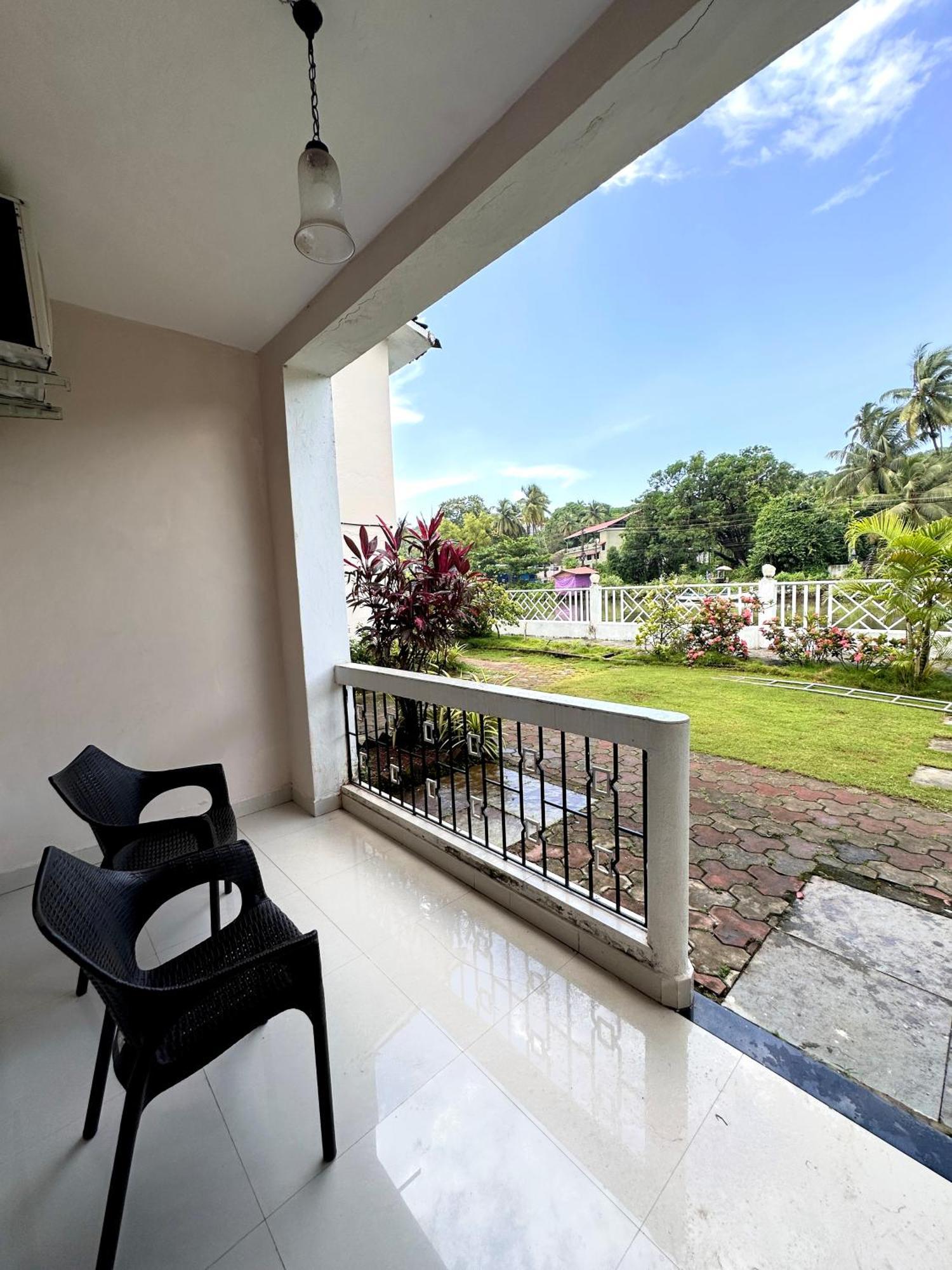 Hotel Riverside Baga Εξωτερικό φωτογραφία