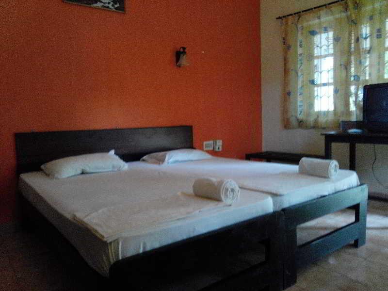 Hotel Riverside Baga Εξωτερικό φωτογραφία